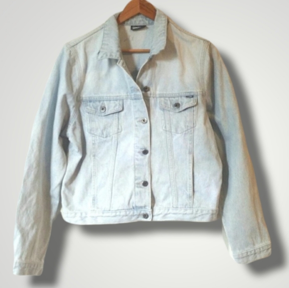 Mavi Jackets & Blazers - VINTAGE 90's Mavi Light Wash Trucker Jean Jacket